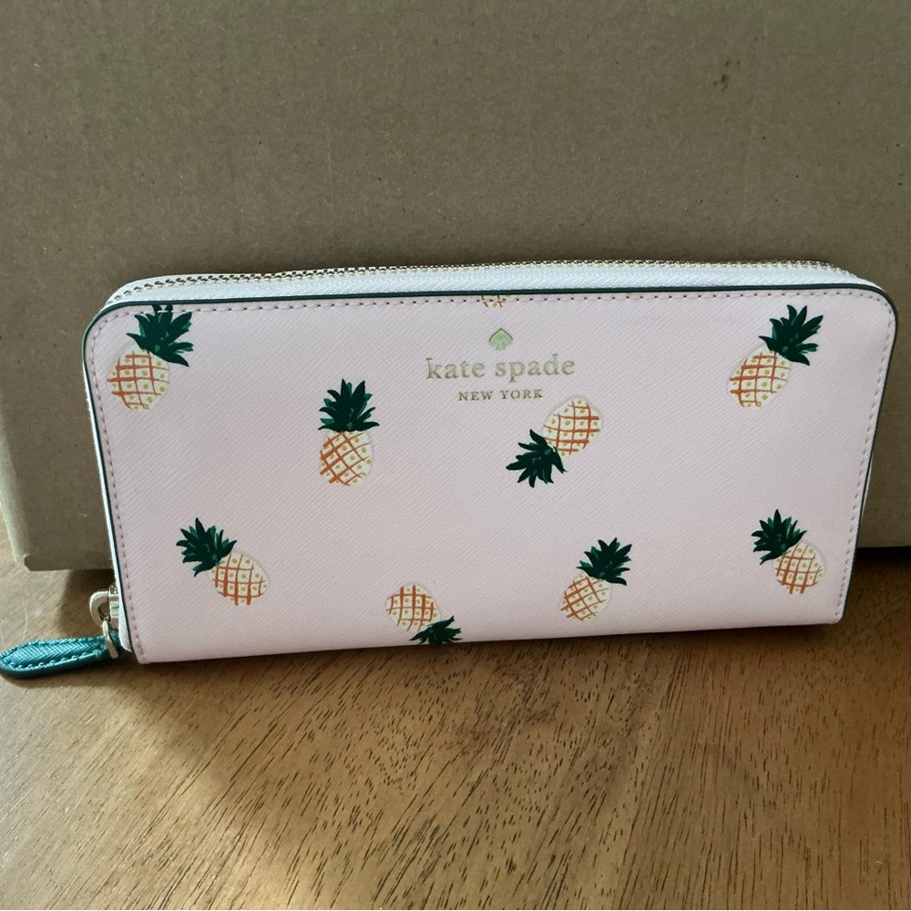 Kate Spade Marlee Large Pineapple Wallet—NWT